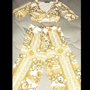 Matching 2 Piece White & Gold Set